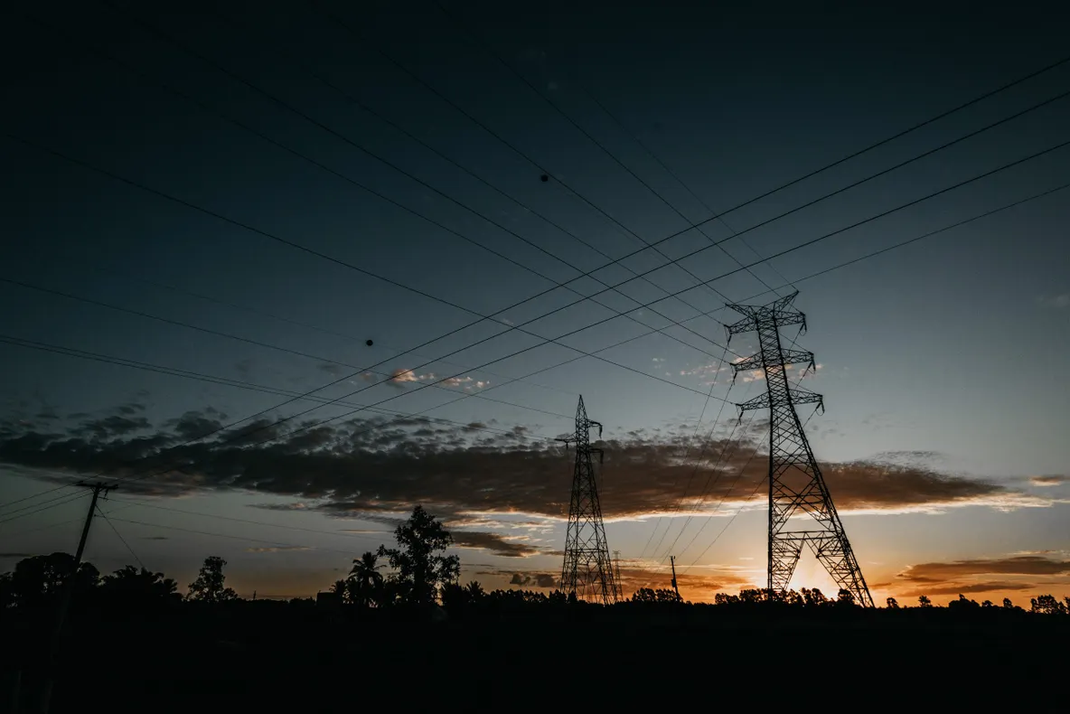 Alimentarea cu energie electrică a fost temporar întreruptă în mai multe zone din Ilfov, Bucureşti şi Giurgiu