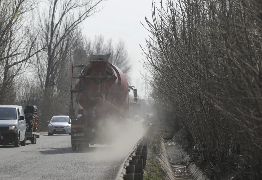 Circulație alternativă în Ilfov, pe centura București, din cauza unui autocamion cu defecțiuni tehnice