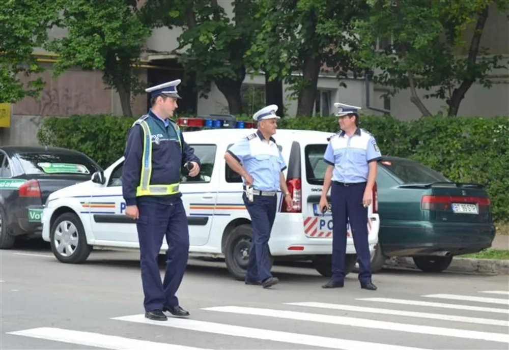 Zeci de sancțiuni, aplicate de polițiștii din Ilfov, pentru nerespectarea măsurilor de prevenire a răspândirii SARS-CoV-2