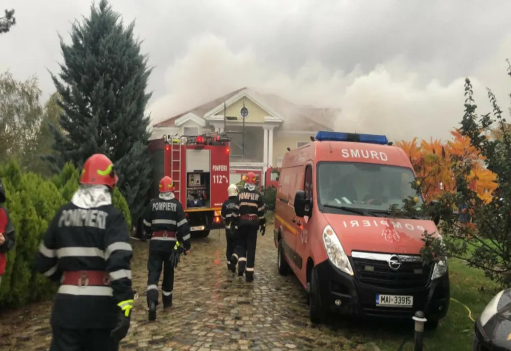 Fosta vilă din Izvorani a lui Irinel Columbeanu s-a făcut scrum