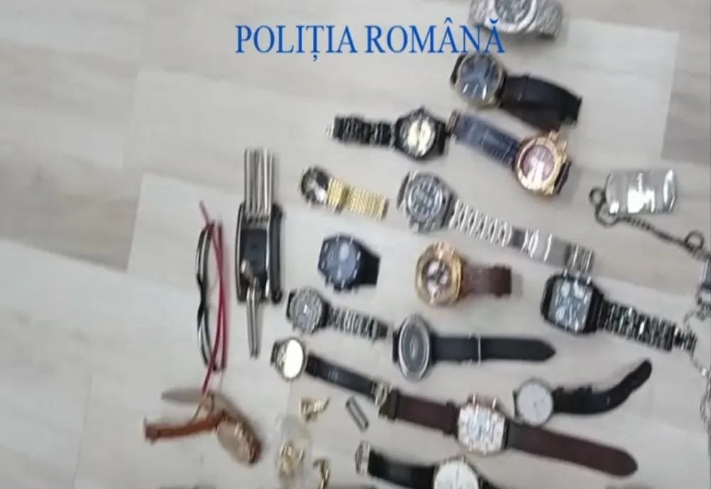 Hoți din locuințe, prinși de polițiștii din Voluntari