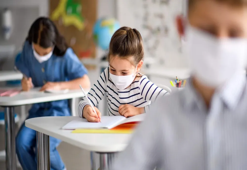 Două școli din Ilfov se întorc la ore în format fizic. Ministerul Educației a modificat regulile