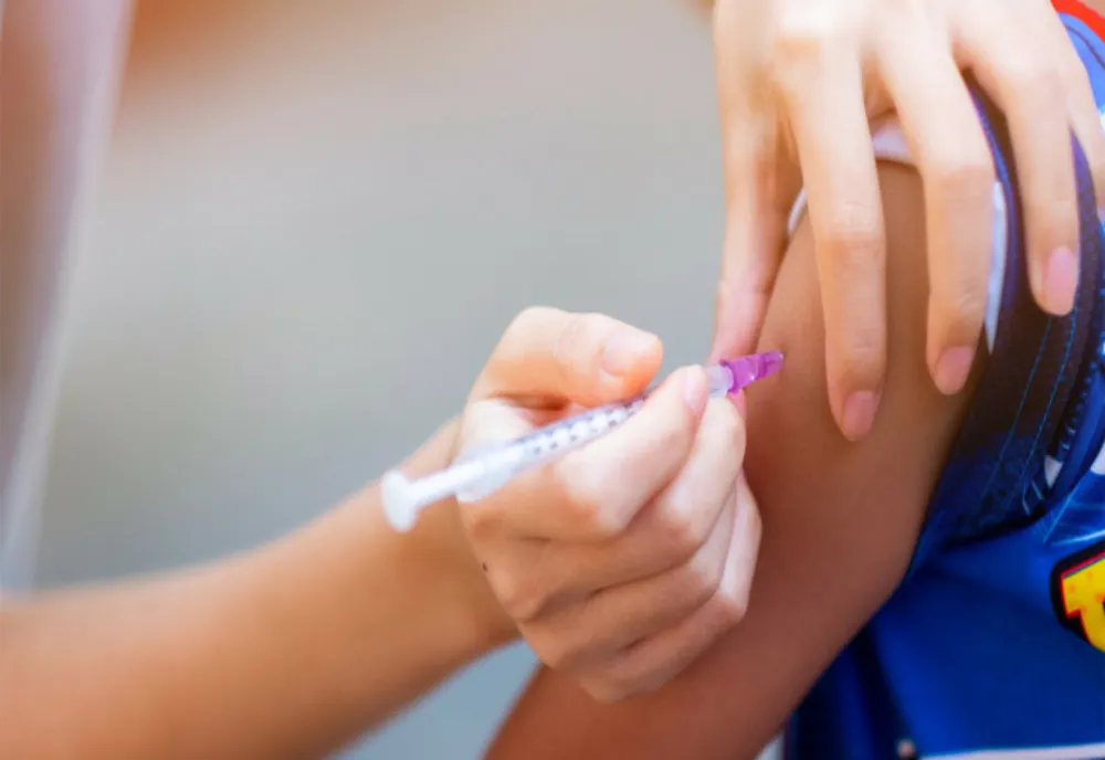 Valeriu Gheorghiţă: 171 de cabinete de vaccinare îşi încheie activitatea 