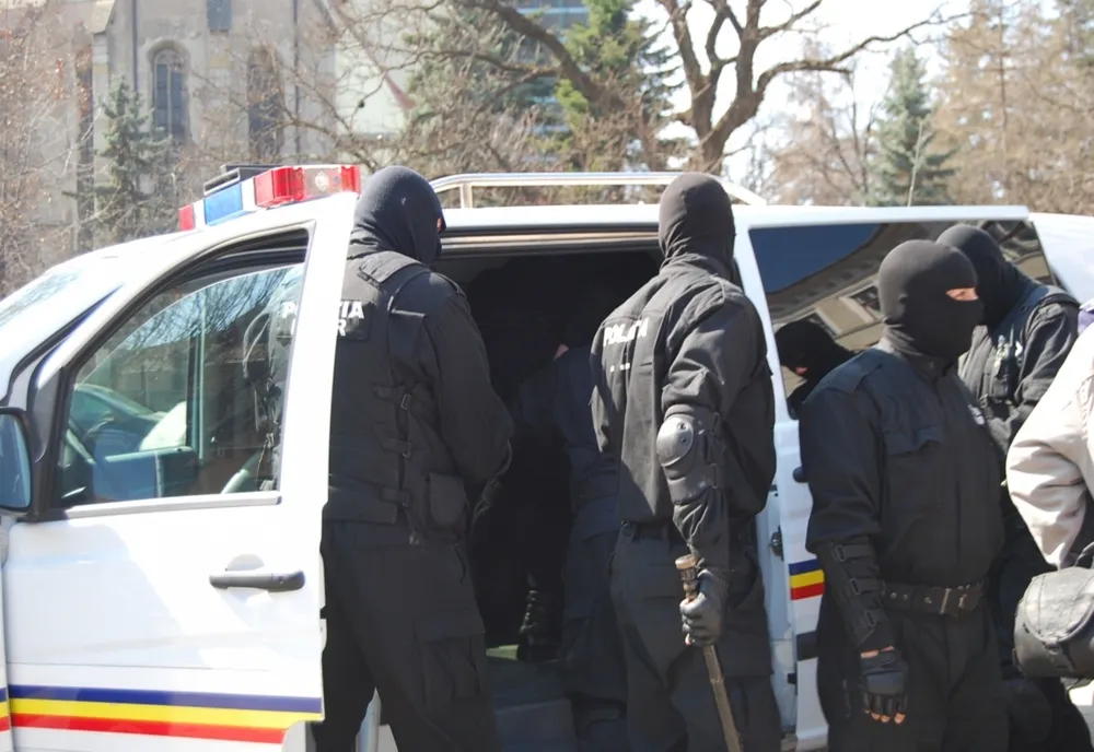 Percheziţii în Ilfov la persoane bănuite de evaziune fiscală. Şase persoane au fost duse la audieri