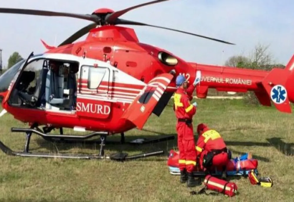Accident grav pe DN1A. A fost activat Planul Roșu de Intervenție, după impactul dintre un autoturism și un microbuz