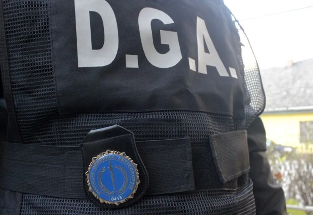 Ilfov. Poliţişti reținuți pentru fapte de corupție