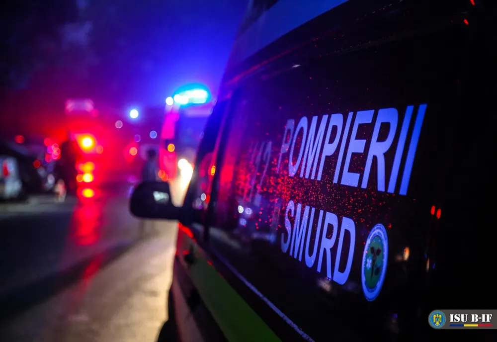 Bragadiru. O fetiţă de doi ani a căzut de la etajul unui imobil. A fost transportată la spital în stare stabilă