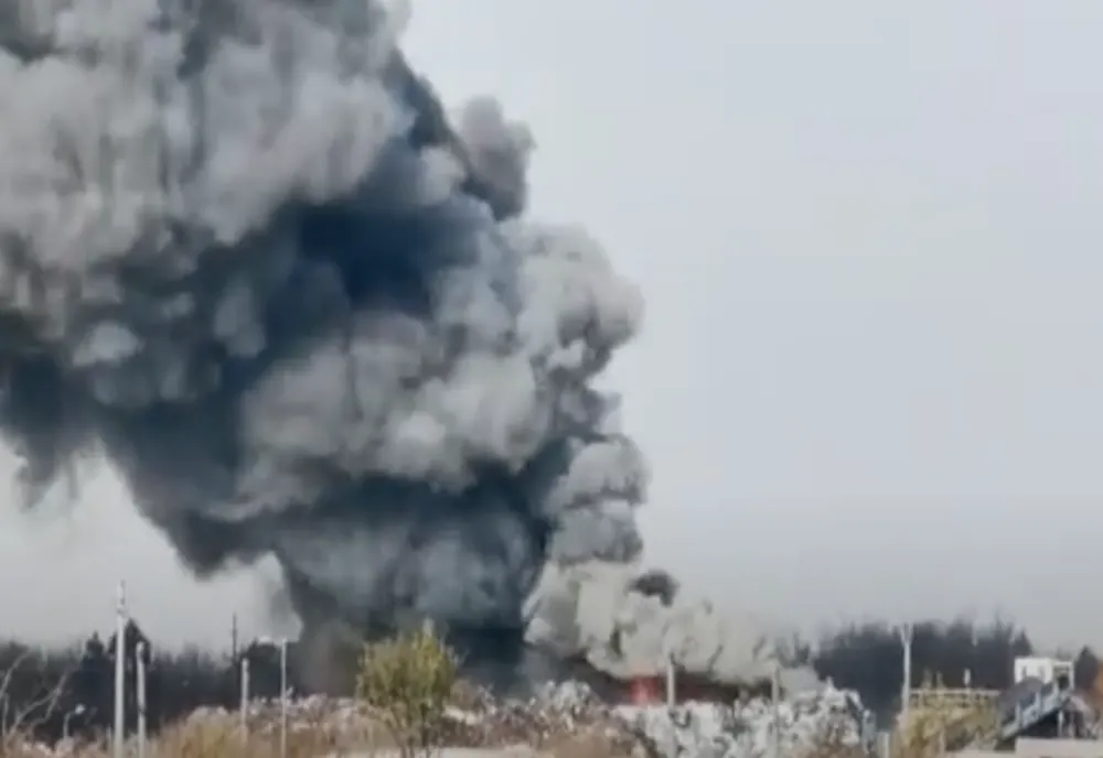 Incendiu uriaș la marginea Bucureștiului, în zona Chitila