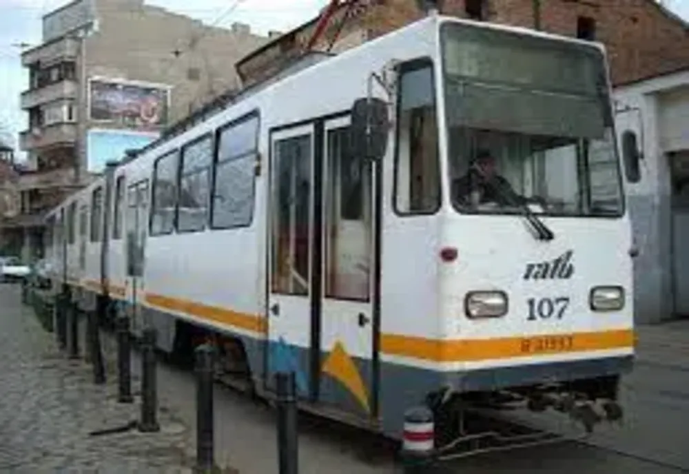 TPBI: Liniile 5, 16 și N103 – deviate în acest weekend pentru lucrări la rețeaua de canalizare