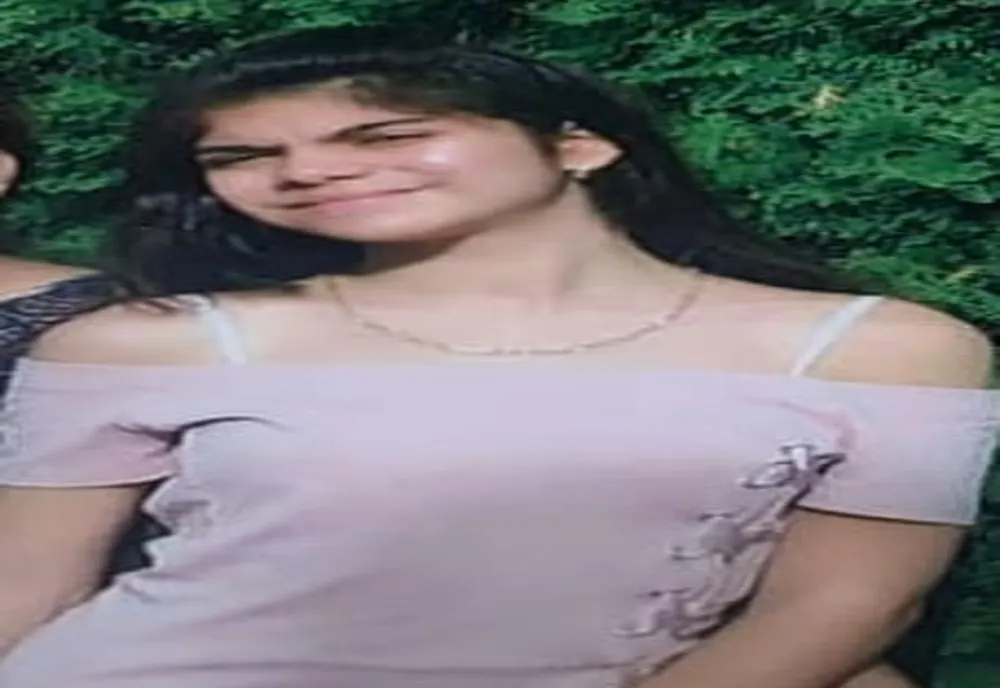 Adolescentă din Ştefăneştii de Jos dată dispărută