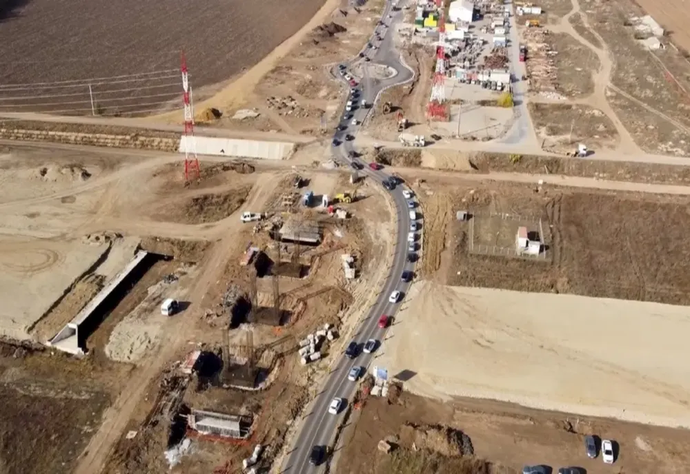 Trei mari proiecte de infrastructură promit decongestionarea traficului din București. Autostrada A0, Drumurile Radiale, Trenul Metropolitan 