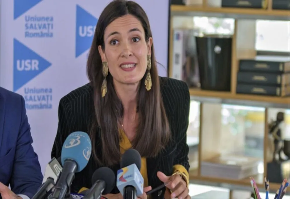 Sondajul care o dinamitează pe Clotilde Armand