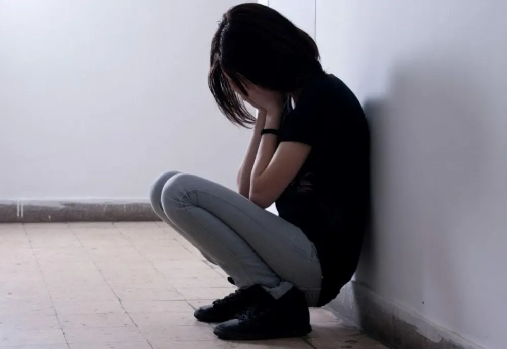 Pedepse mai aspre pentru profesorii care își abuzează sexual elevii. Legea a fost promulgată