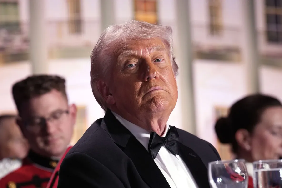 Donald Trump, în centrul unui nou scandal. Acuzații privind accesul preferențial la postările sale