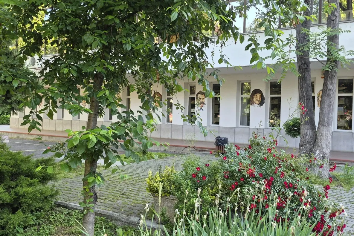 Ultimele trei zile de înscrieri la masteratele Facultății de Filosofie a Universității din București