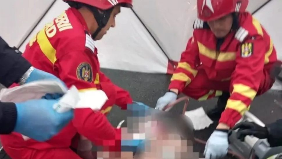 Bărbat în stop cardio-respirator, salvat cu un defibrilator instalat într-o benzinărie din Capitală