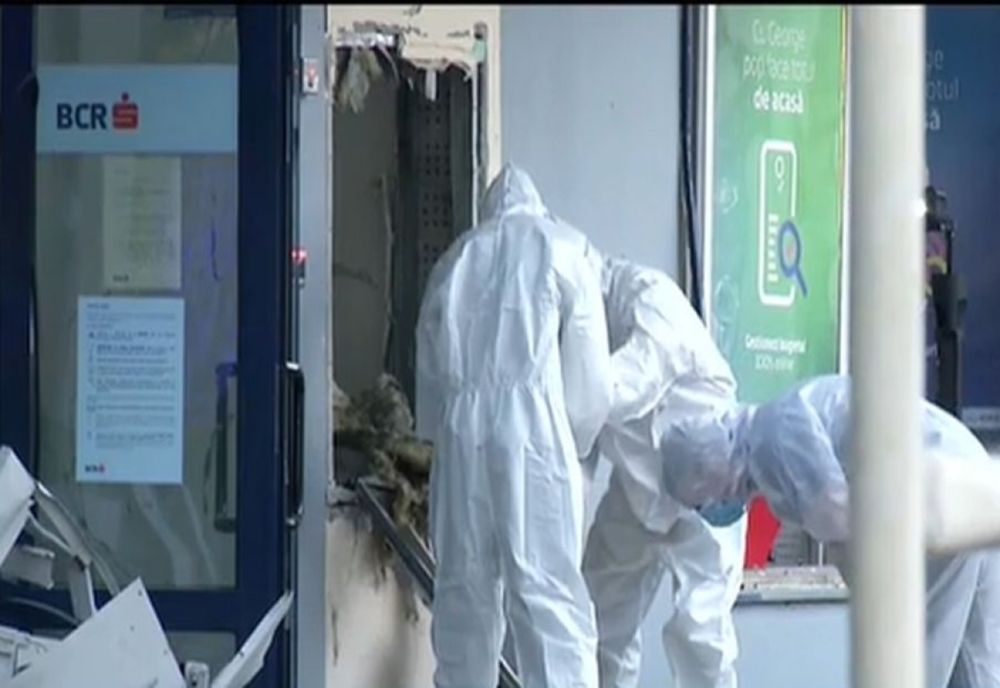 Poliția în alertă! Două bancomate aruncate în aer în orașul Otopeni