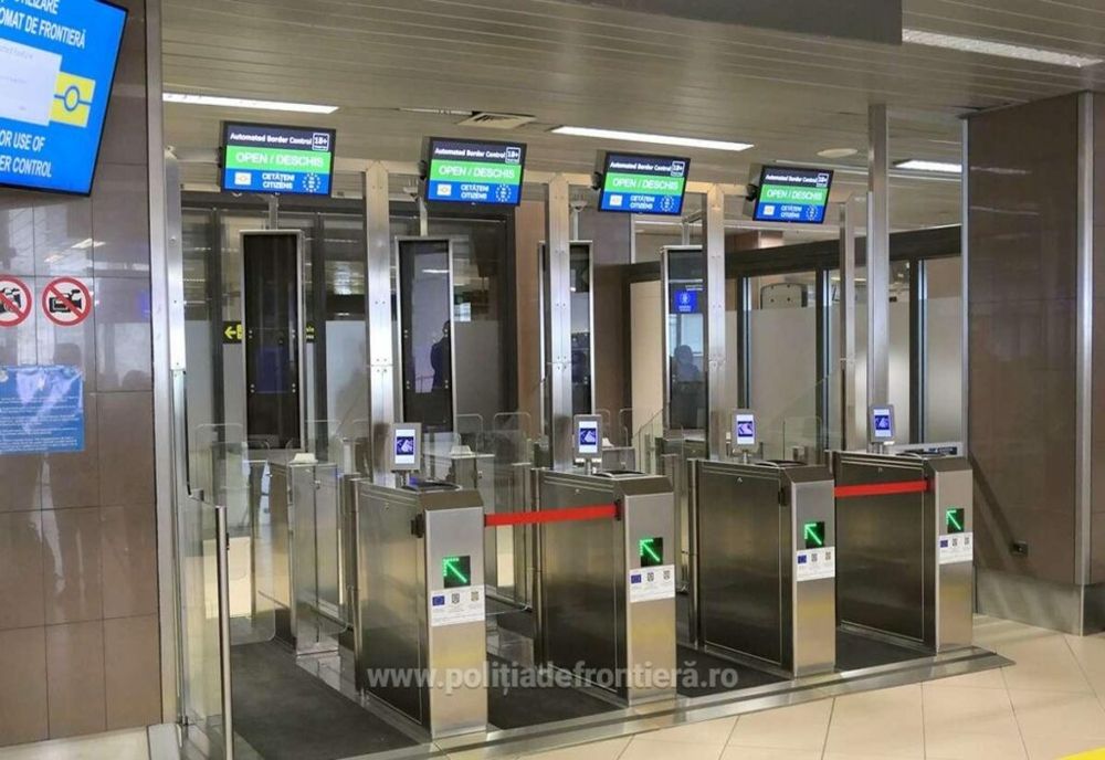 Primele porți biometrice din România, la Otopeni