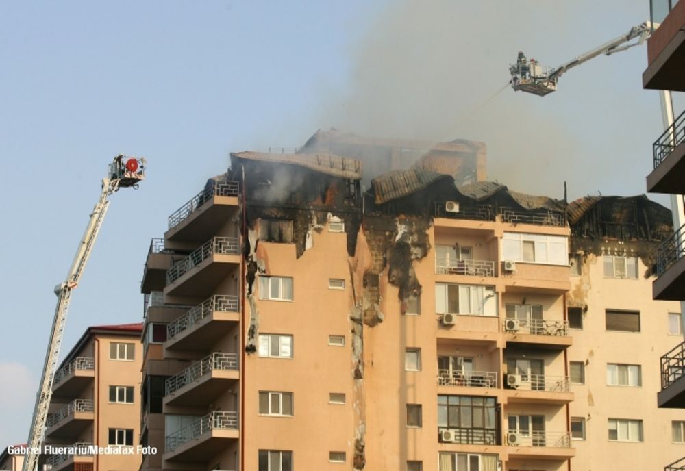 Incendiu în Popești-Leordeni. Locatarii au fost evacuați