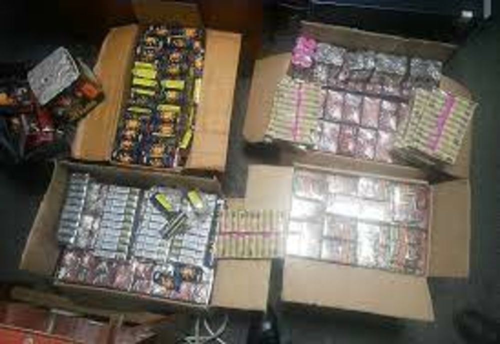 Percheziţii la Ilfov. 650 de kilograme de artificii şi petarde. descoperite de poliţiştii