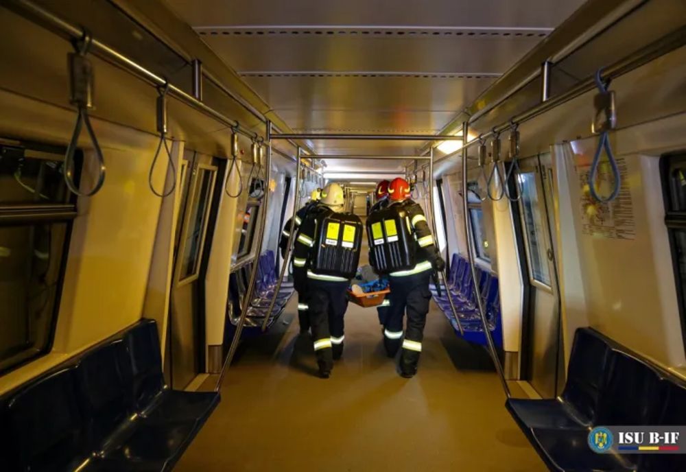 ISU București-Ilfov, exercițiu în staţia de metrou Eroilor