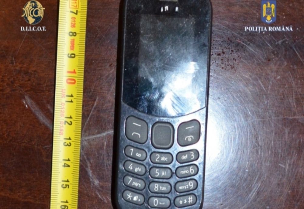 Percheziţii domiciliare în Bucureşti şi Ilfov la persoane bănuite de trafic de persoane şi trafic de droguri de mare risc