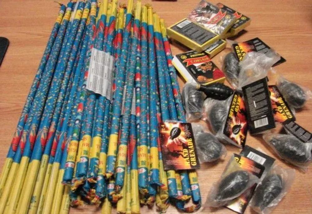 Tone de materiale pirotehnice, confiscate în București și în județul Ilfov