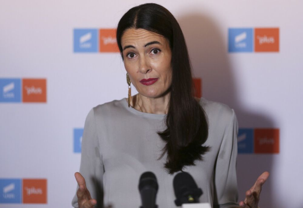 Clotilde Armand, manevră disperată pentru a nu-și pierde mandatul de primar