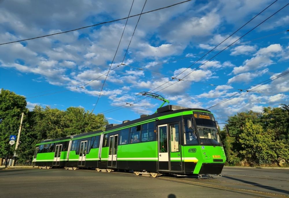 Stația „Pod Ciurel”, de pe traseul liniei 41, închisă temporar pentru modernizare