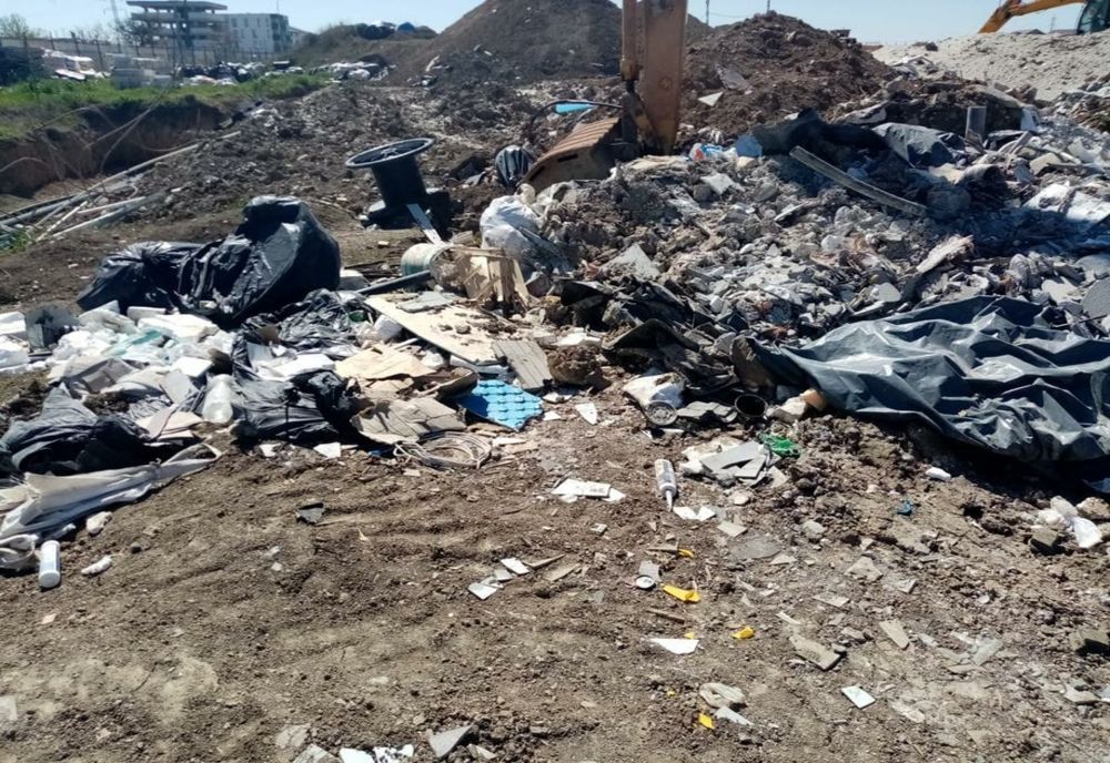 EXCLUSIV: DEȘEURI BIOLOGICE, ÎNGROPATE LÂNGĂ BUCUREȘTI!