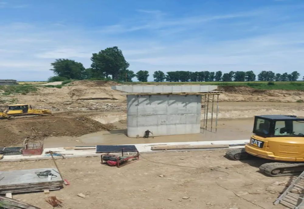 Ilfov. Podul de la Lipia prinde contur, a fost finalizată prima din cele două pile ale podului