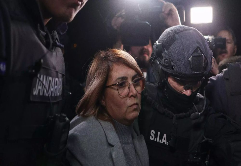 FIICA MILIONARULUI UCIS LA ARAD, REȚINUTĂ PENTRU OMOR CALIFICAT