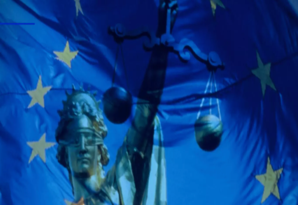 MANIFESTAŢIE „UN SINGUR DRUM - EUROPA 9 MAI”, ÎN PIAŢA UNIVERSITĂŢII