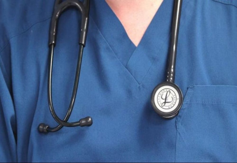 UN MEDIC DIN BUCUREȘTI A FOST REȚINUT DE POLIŢIŞTI ÎN URMA UNUI FLAGRANT