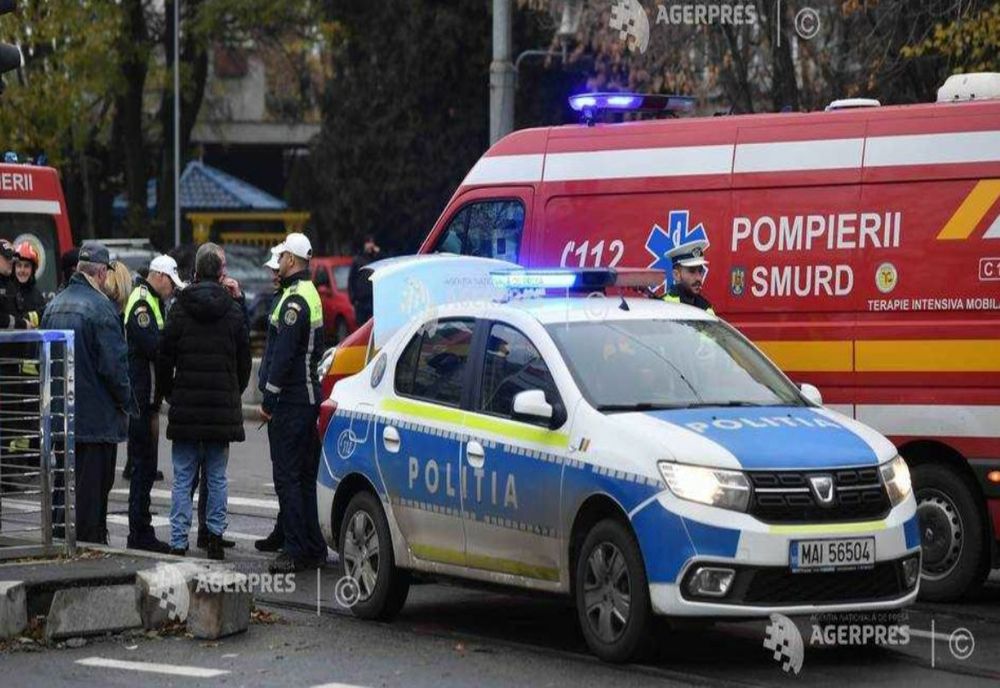 BRIGADA RUTIERĂ: DOUĂ TRAMVAIE S-AU CIOCNIT LA INTERSECȚIA DINTRE GIURGIULUI ȘI OLTENIȚEI