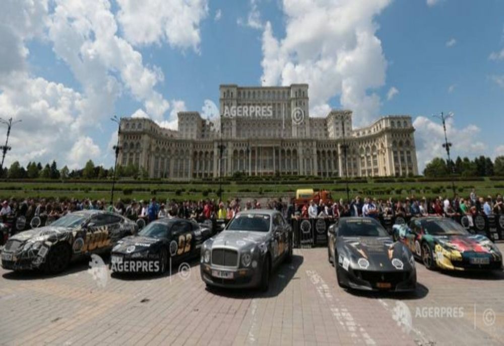 ZILELE BUCUREȘTIULUI: PARADA SUPERMAȘINILOR GUMBALL 3000, DE LA 19:30, ÎN PIAȚA CONSTITUȚIEI