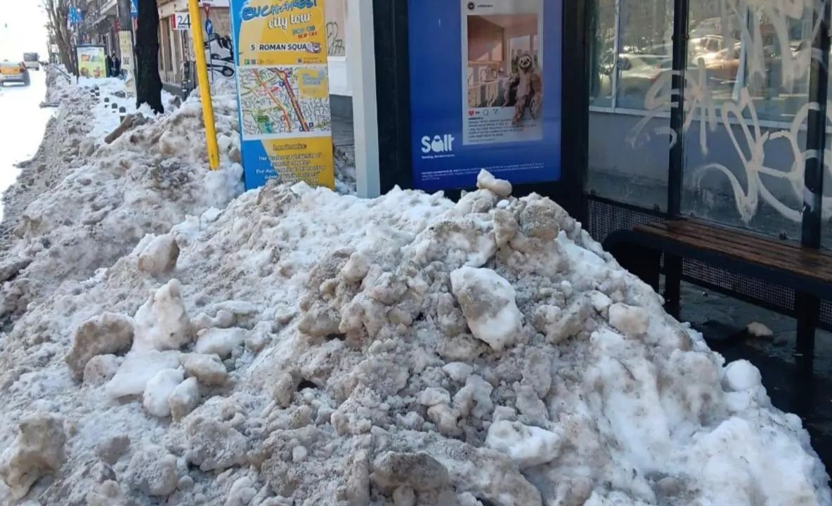 Operatorii de salubritate riscă noi amenzi dacă nu își respectă obligațiile de a curăța zăpada de pe străzi