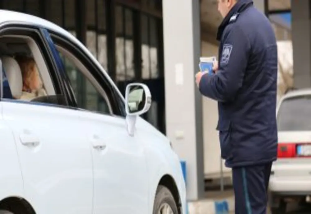 Cu fiul în portbagaj! Femeie oprită la frontieră