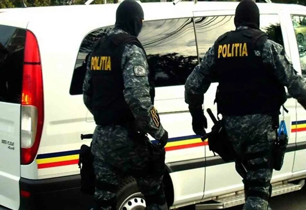 Percheziții în București și Ilfov la suspecți de demolarea ilegală a unui imobil dintr-o zonă protejată
