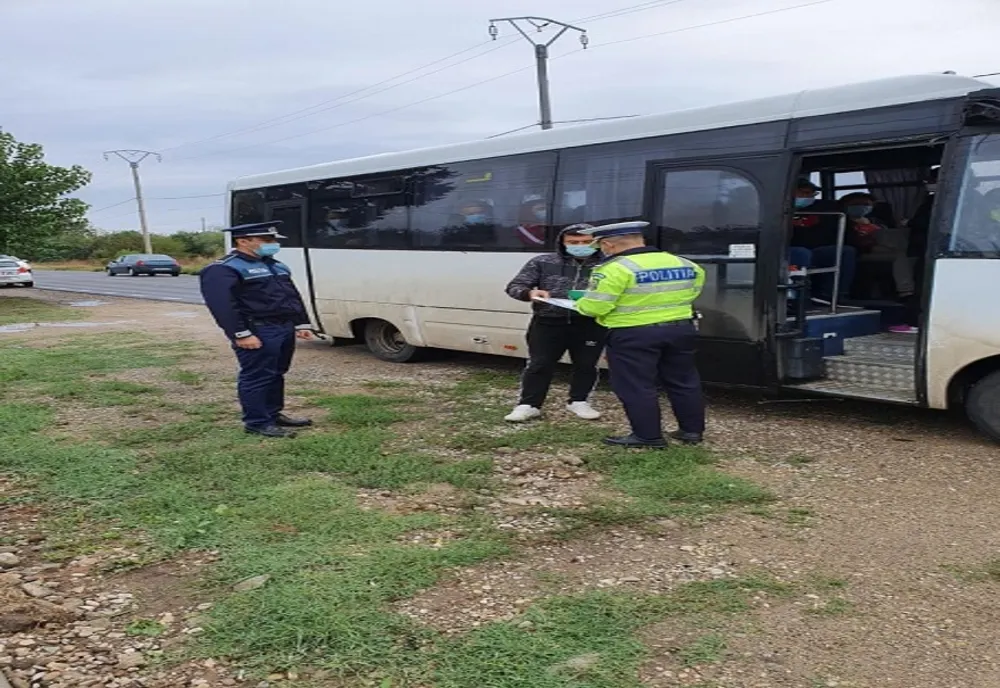 180 de mijloace de transport persoane din Ilfov, verificate de polițiști