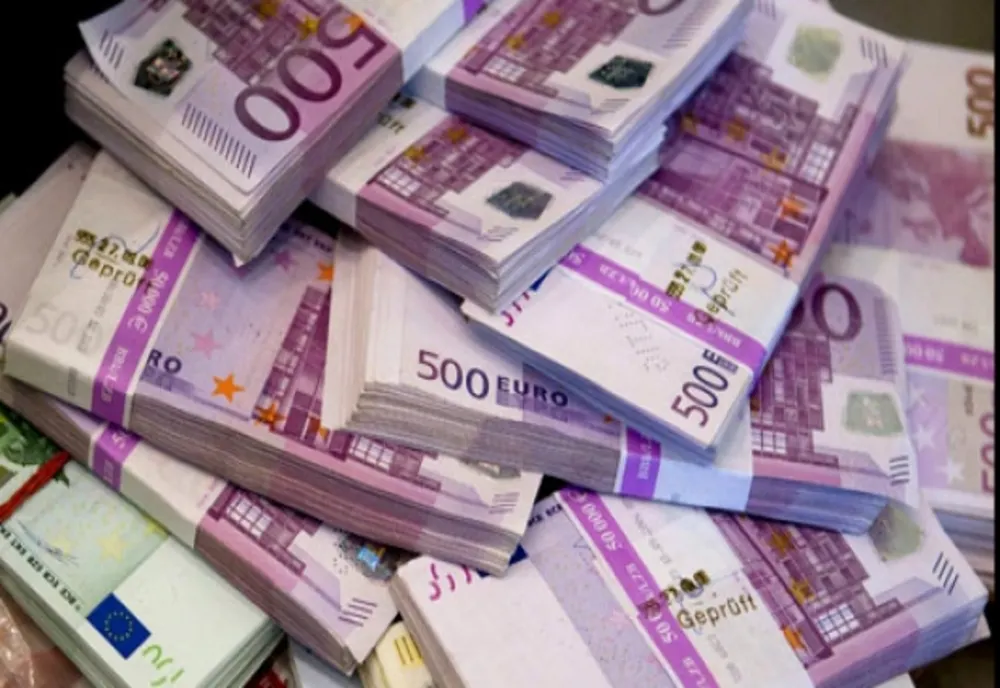 Ilfov: Măsuri asigurătorii de peste 2.300.000 de euro în dosarele samsarilor cu mașini rulate 