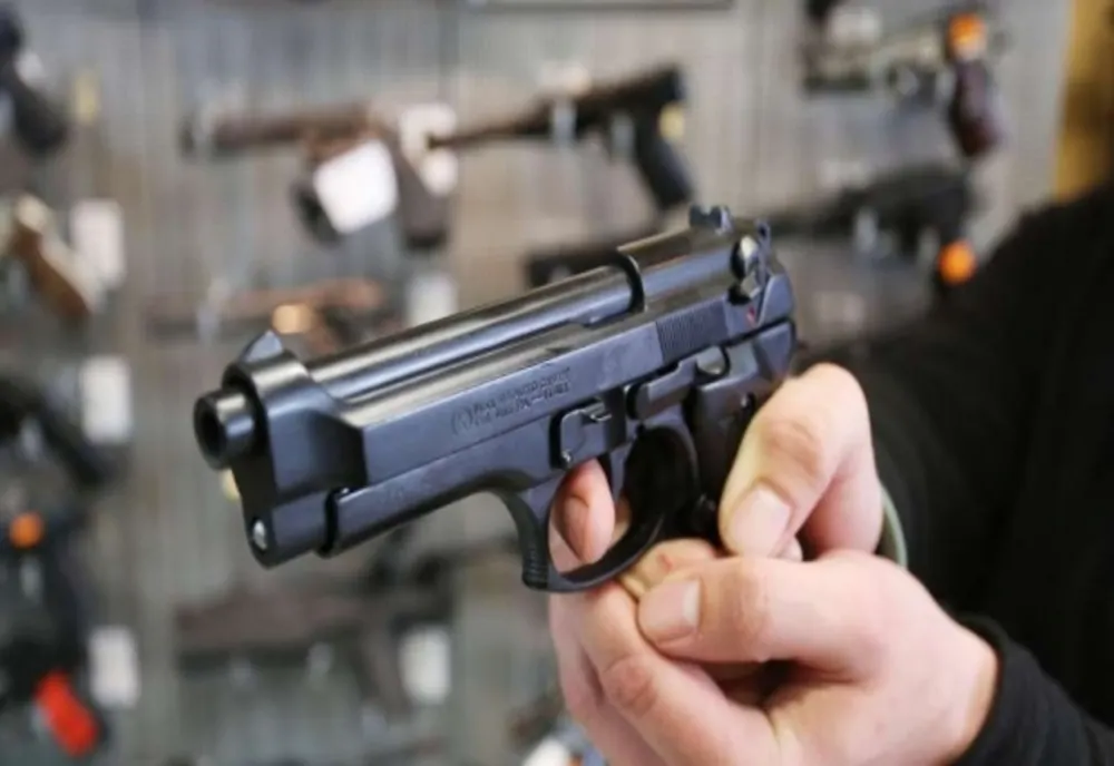 Pantelimon: 42 de posesori de arme, verificați