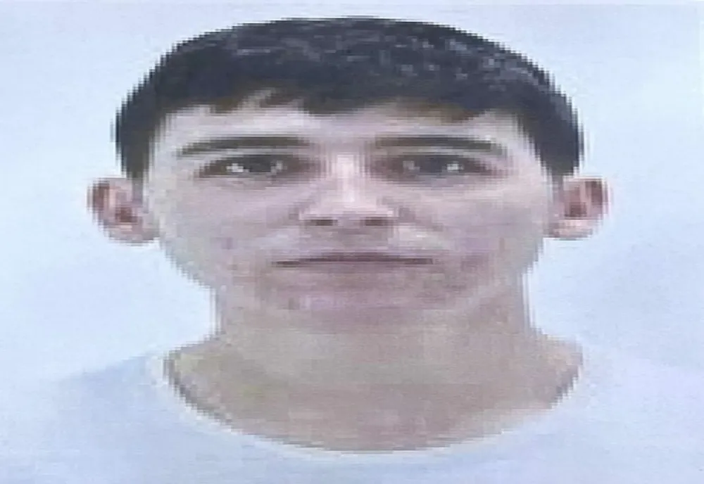 Poliția Ilfov cere sprijinul populaţiei pentru găsirea bărbatului suspectat că a furat un sac cu bani din mașina Poștei