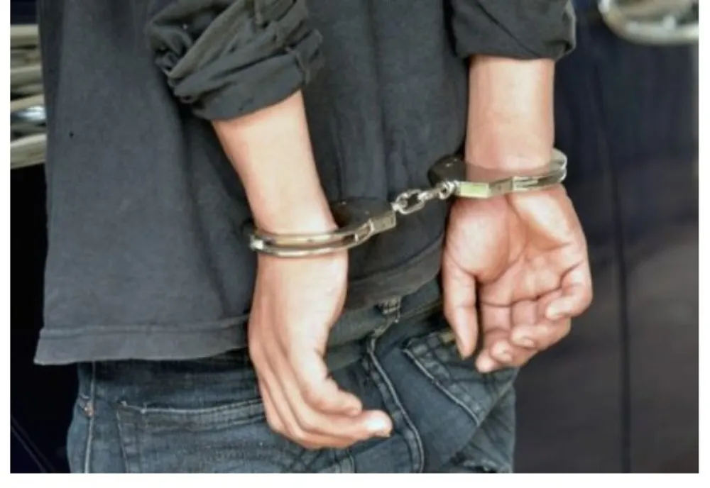 Ilfov. Bărbat reţinut de poliţiştii din Buftea pentru conducere fără permis şi fals privind identitatea