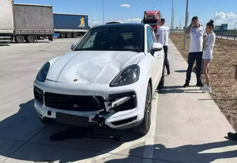 ACCIDENT MORTAL ÎN POPEȘTI-LEORDENI. FEMEIE BĂUTĂ ȘI FĂRĂ PERMIS A UCIS UN BĂRBAT ȘI L-A ABANDONAT PE MARGINEA DRUMULUI