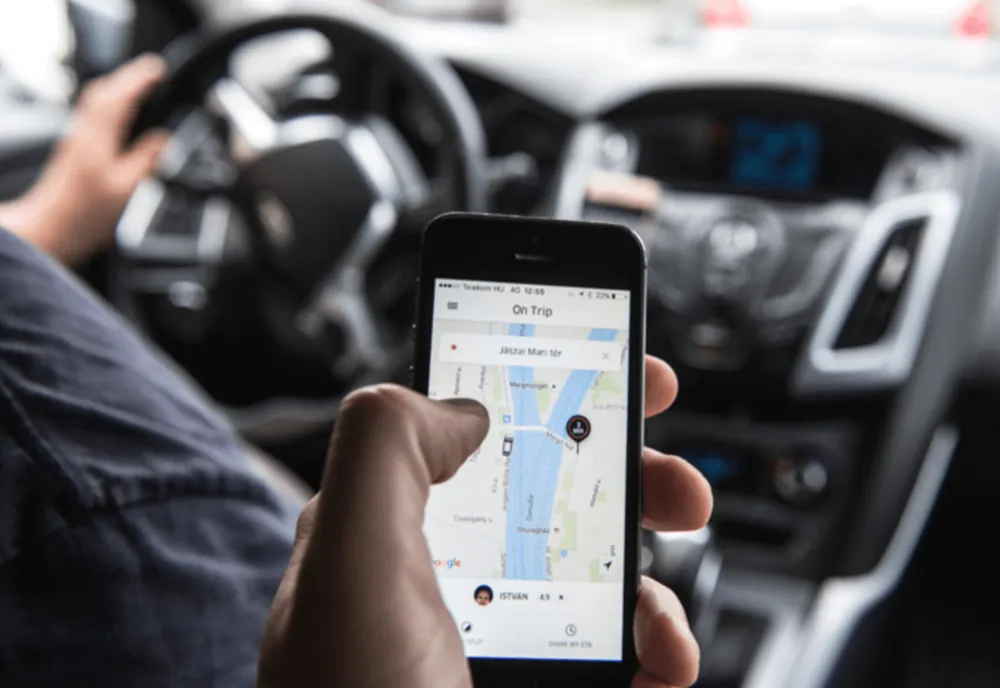 Descinderi în București. Firme de ride-sharing, vizate într-un dosar de evaziune de 13,2 milioane de lei