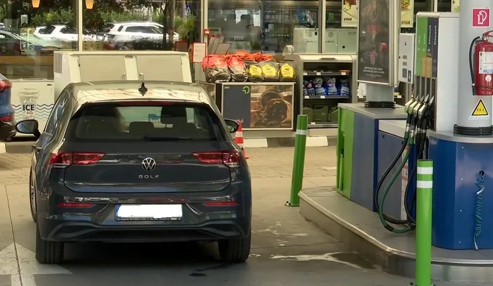 Scumpiri pompă/ Captură video 
