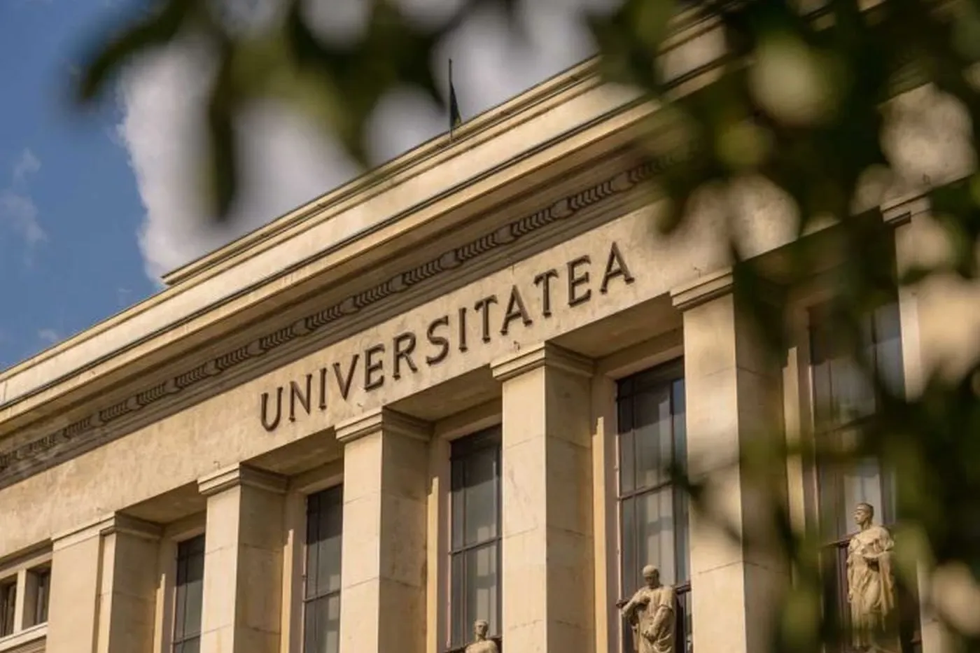 Universitatea București