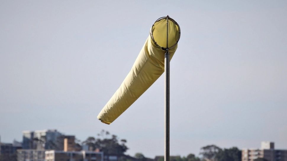 Vreme frumoasă, vânt și ceață