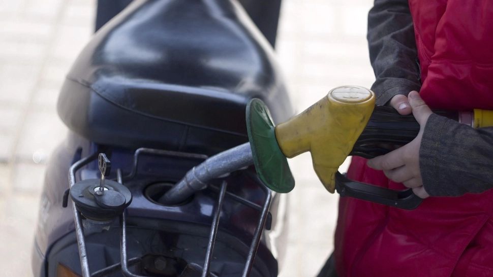 Ieftinire benzină în aprilie